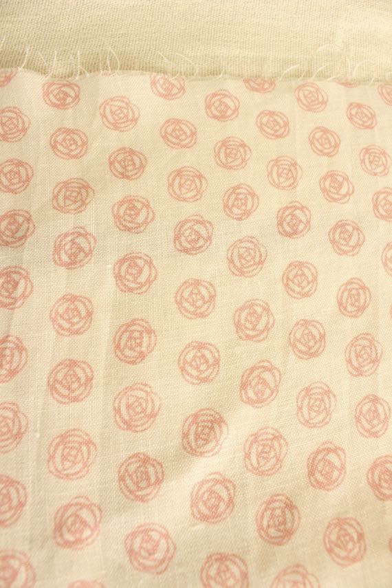 LINNETリネンプリント ローズドット<br />イングリッシュローズー